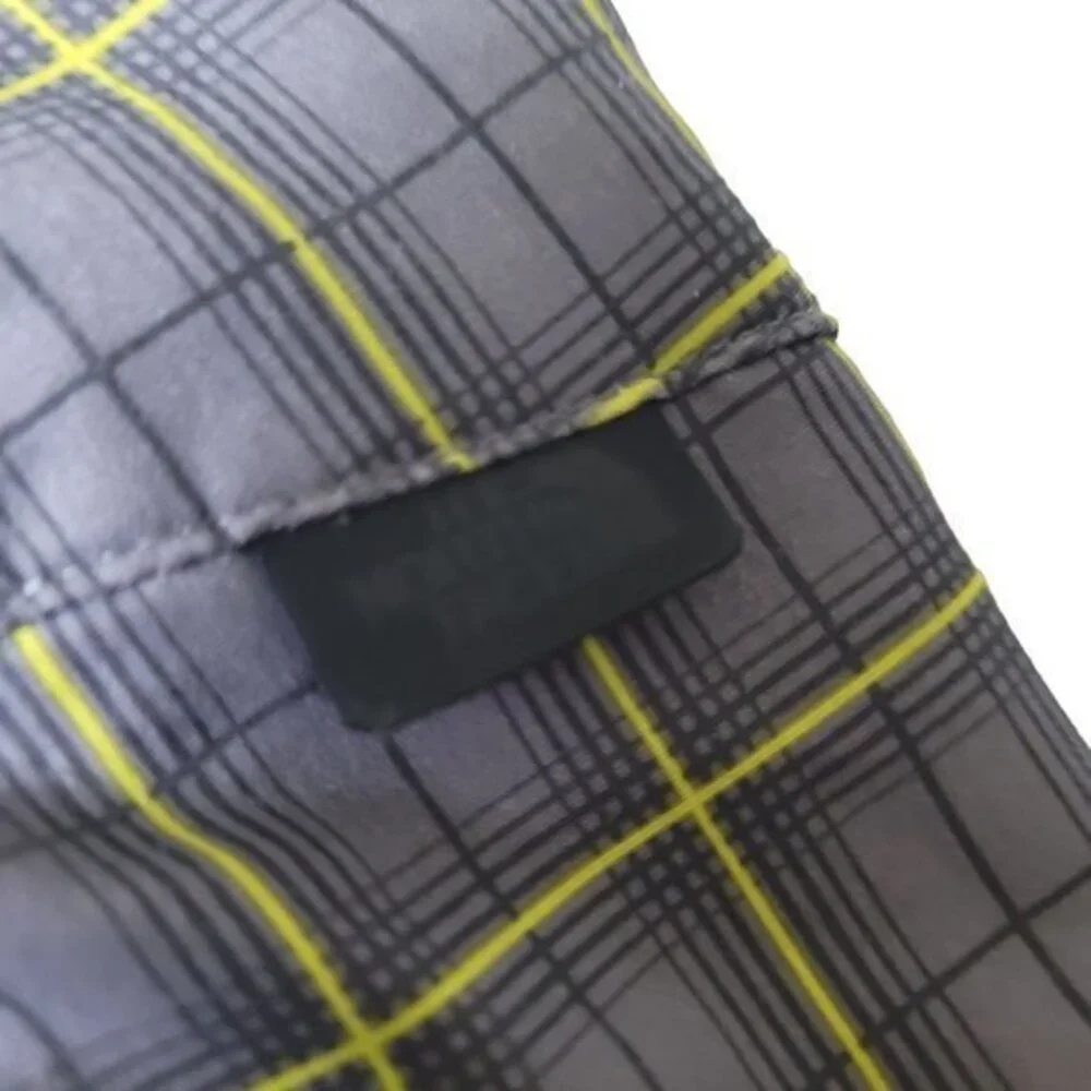 The North Face features flashdry